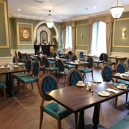 Hotell Manor