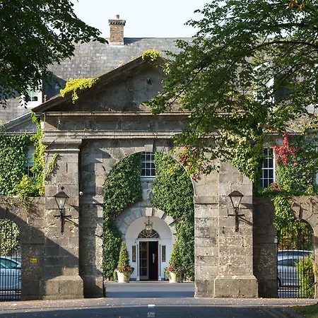 Hotell Manor 4*