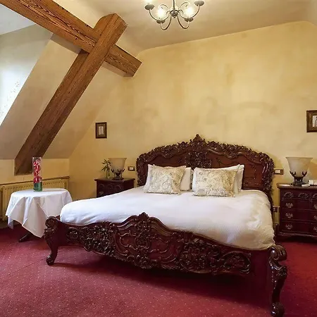 Hotell Manor 4*