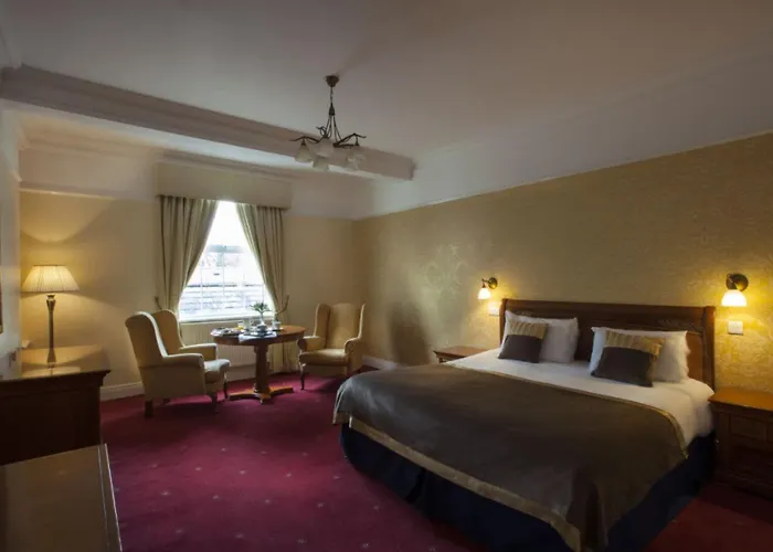 Manor 4*