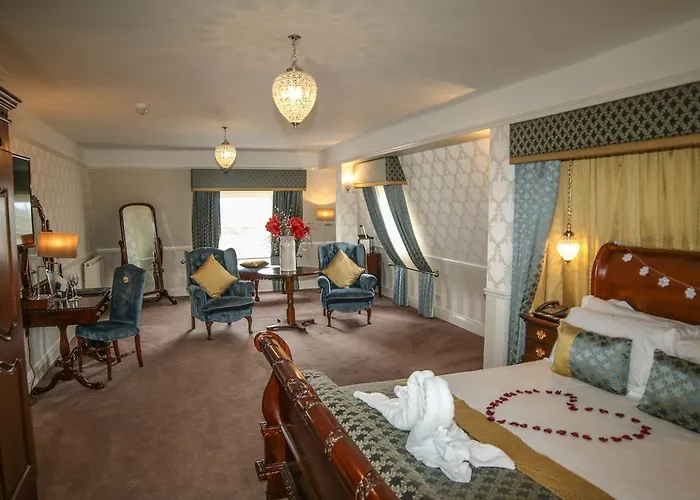Manor Otel 4*