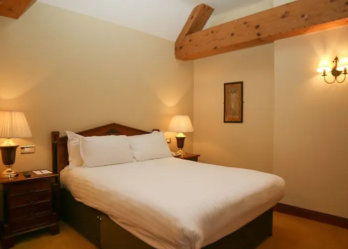 Manor 4*