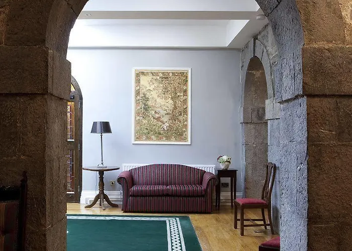 호텔 Manor 4*